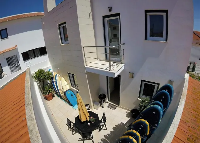 Surf Private 1 *