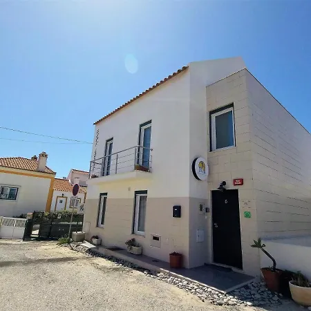 Surf Private 1 *